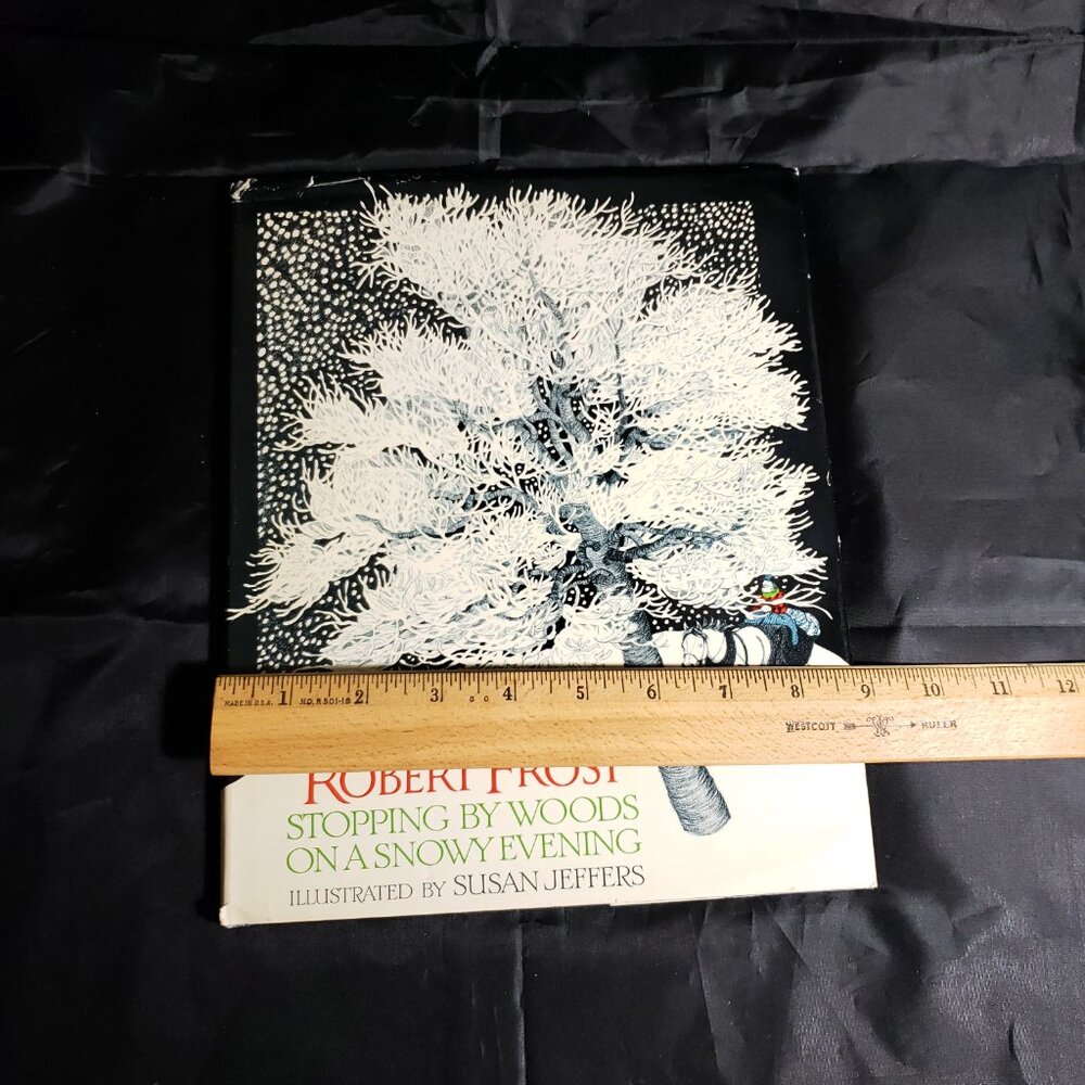 RVHTF EUC 70's Vintage / 1978 Hardcover "Stopping by Woods on a Snowy Evening" - Picture 2 of 15